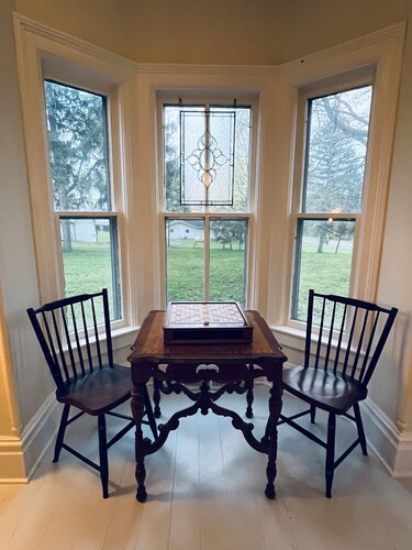 The Farm! Charming, Historic 1870’sFarmhouse newly renovated, all conveniences!