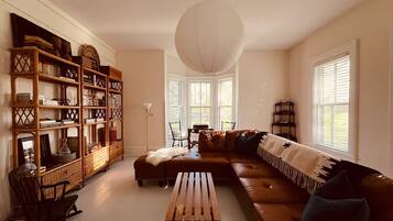 Smart TV, books