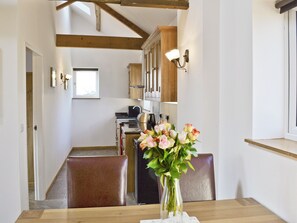 Dining - 2 bedroom accommodation in Newton under Roseberry near Great Ayton (Newton under Roseberry near Great Ayton)