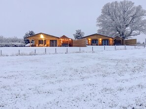 Exterior - Bramley Lodge - UK38384 (Lyonshall, near Kington)