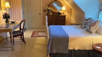 The Sawyer Suite, Child Friendly, 1 Bedroom with Loft. Ensuite Bath | Individually decorated, individually furnished, desk, laptop workspace