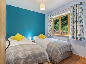 3 bedrooms, free WiFi, bed sheets