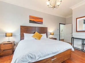 2 bedrooms, free WiFi, bed sheets