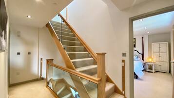 4 chambres, Wi-Fi gratuit, draps fournis