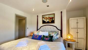 4 dormitorios, wifi gratis, ropa de cama
