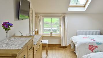 2 bedrooms, free WiFi, bed sheets