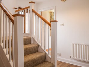 Luokittelematon kuva, 4 kautta 6, painike