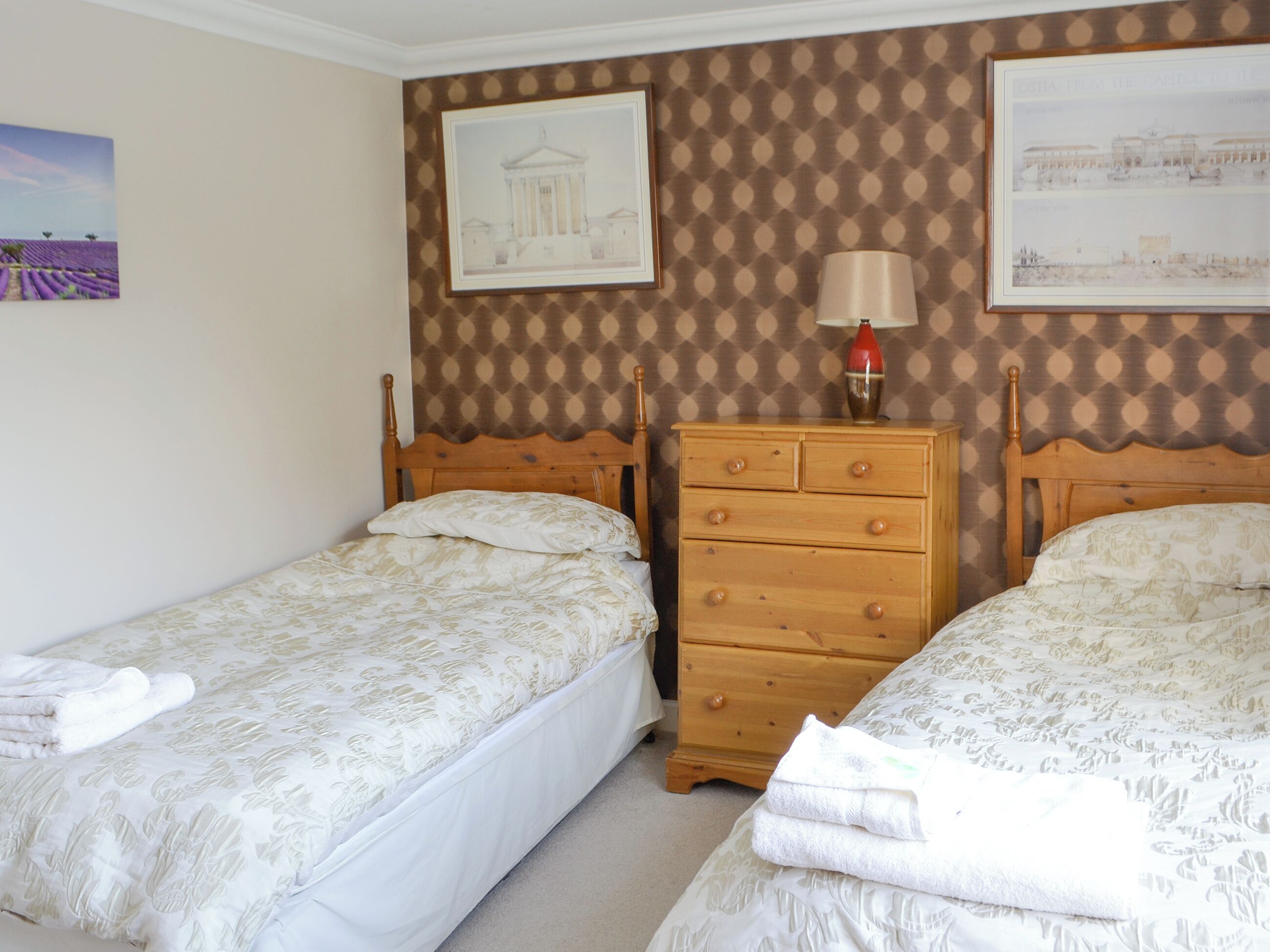 4 bedrooms, free WiFi