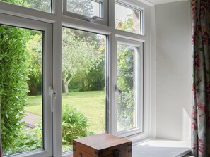 Interior - 3 bedroom accommodation in near Beadnell (near Beadnell)
