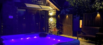 1 bedroom accommodation in Talsarn, near Aberaeron