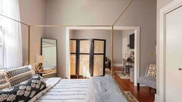 1 bedroom, iron/ironing board, travel crib, WiFi