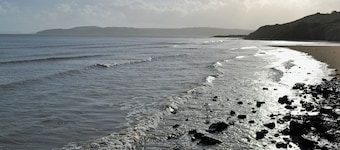 2 bedroom accommodation in Amlwch