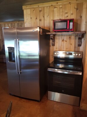 Interior - Lake Front Gated Property  Private Dock 
Book 3 Nights - Get 4th Night Free.  (Wills Point)