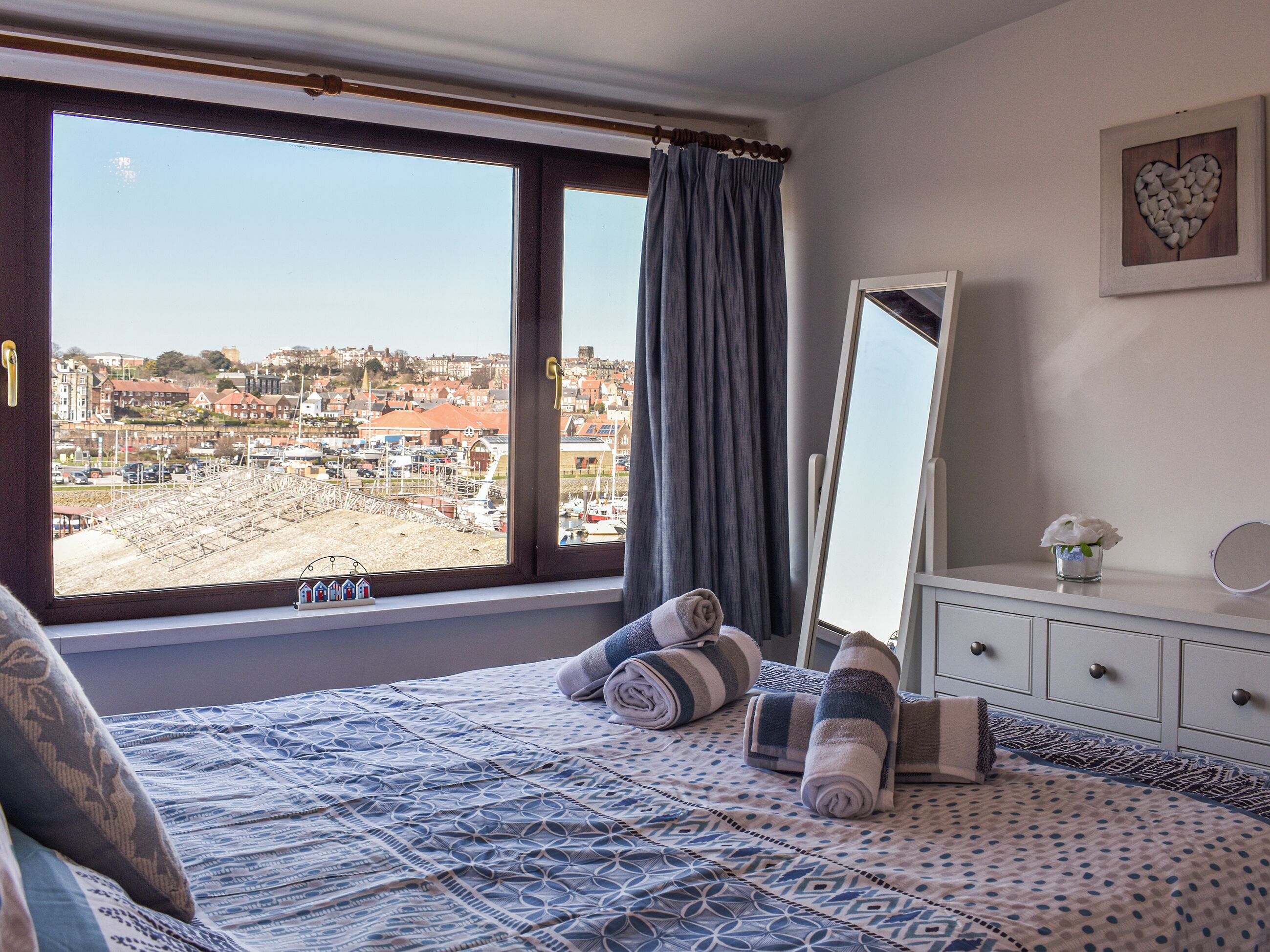 2 habitaciones, wifi gratis y ropa de cama 