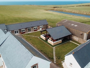Exterior - The Millhouse - UK32510 (St Brides)