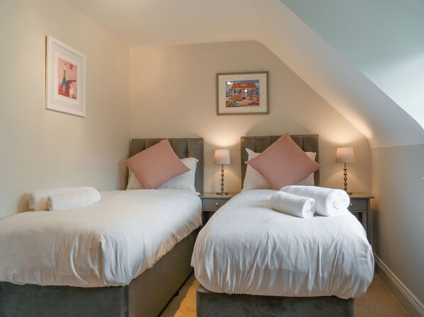 4 habitaciones, wifi gratis y ropa de cama 