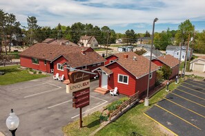 المنشأة من الخارج