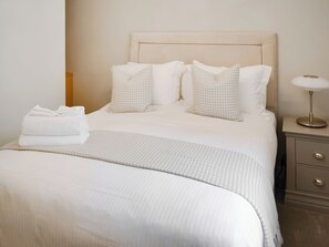 1 bedroom, free WiFi, bed sheets - The Mash Room- UK34819 (Wainfleet, near Skegness)