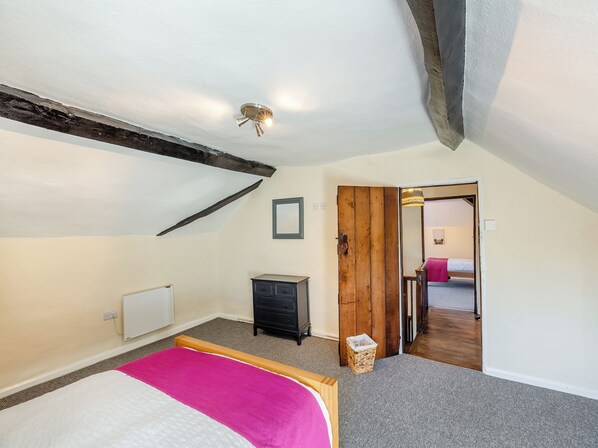 4 Schlafzimmer, kostenloses WLAN, Bettwäsche