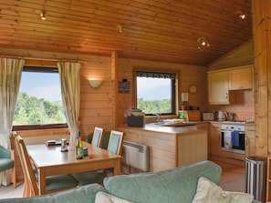 Dishwasher, freezer - 3 bedroom accommodation in Woolsery, near Hartland- Bideford (Woolsery, near Hartland- Bideford)