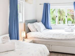 2 bedrooms, free WiFi, bed sheets