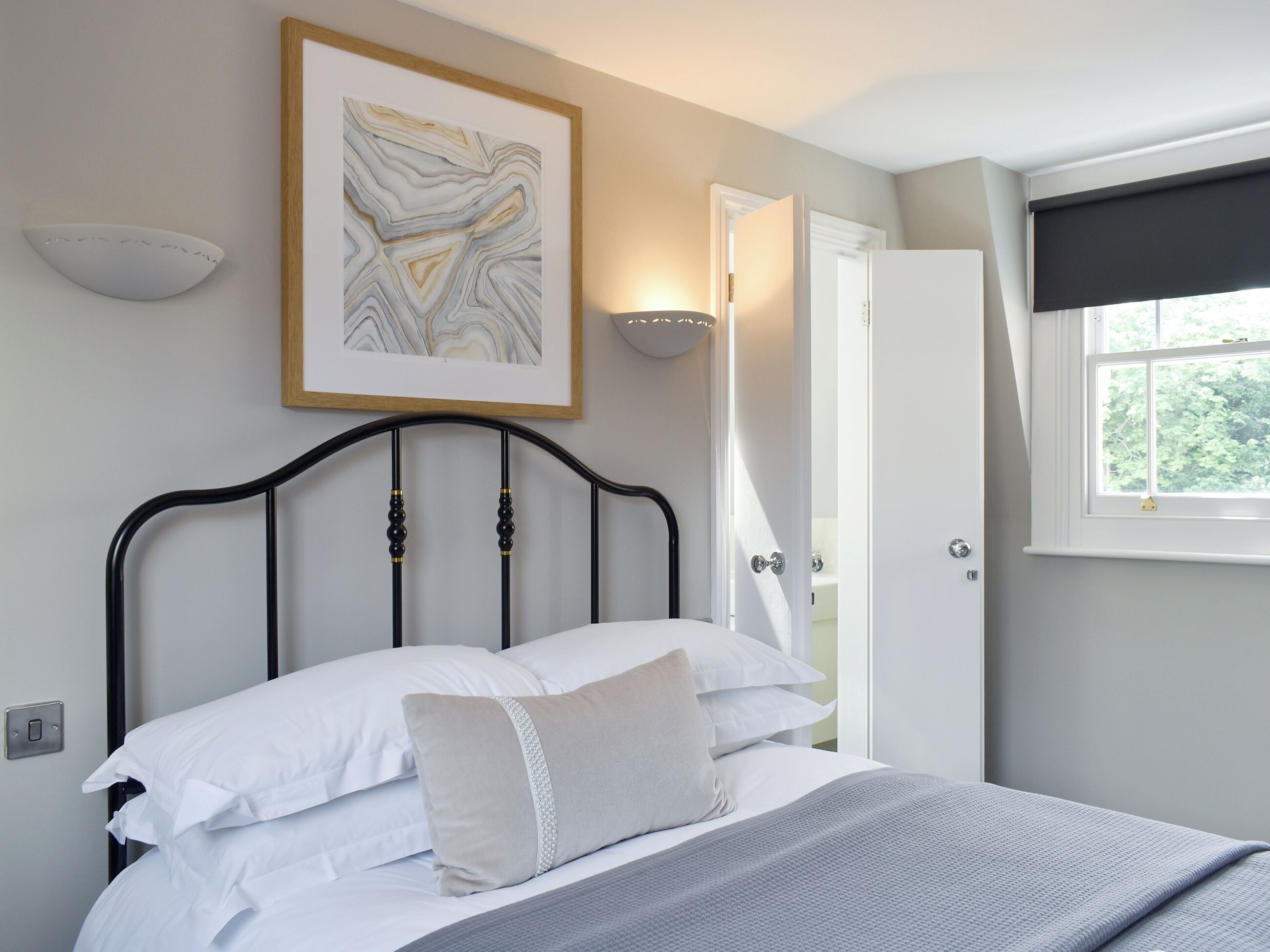 4 bedrooms, free WiFi, bed sheets