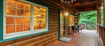 Enchanted Cabin at LedgeRock Springs