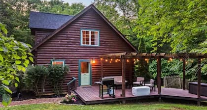 Enchanted Cabin at LedgeRock Springs