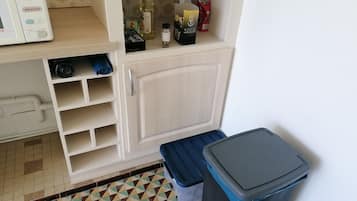 Quarto básico | Cozinha compartilhada