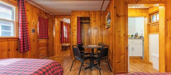 Vacation UniquEly cottage #4