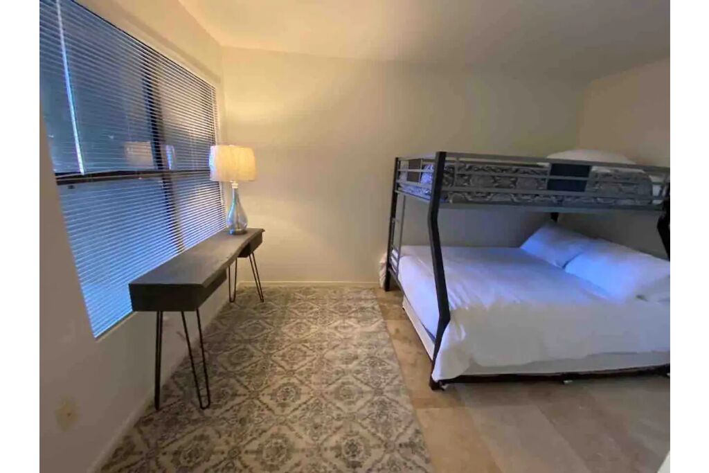 Family size apartment, gym and pool on the premises