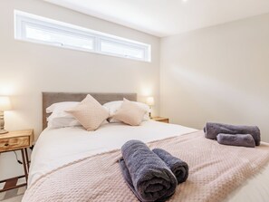 1 bedroom, free WiFi, bed sheets - 1 bedroom accommodation in Barnstaple (Barnstaple)