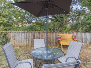 Outdoor dining - 1 bedroom accommodation in Barnstaple (Barnstaple)