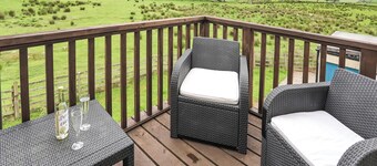 1 bedroom accommodation in Greenhaugh