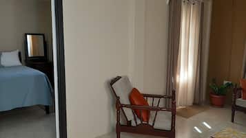 1 quarto, ferros/tábuas de passar roupa, Wi-Fi de cortesia