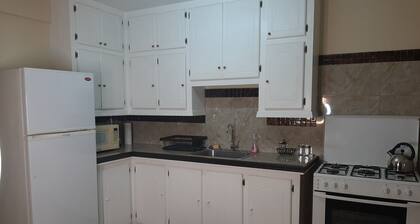 Rosa's Apartment - Clean, Comfort and Convenience