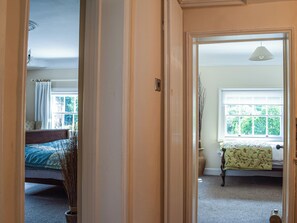 3 chambres, Wi-Fi gratuit, draps fournis