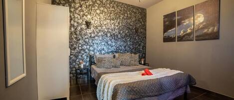 1 dormitori i wifi gratuïta