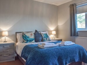 4 bedrooms, free WiFi, bed sheets