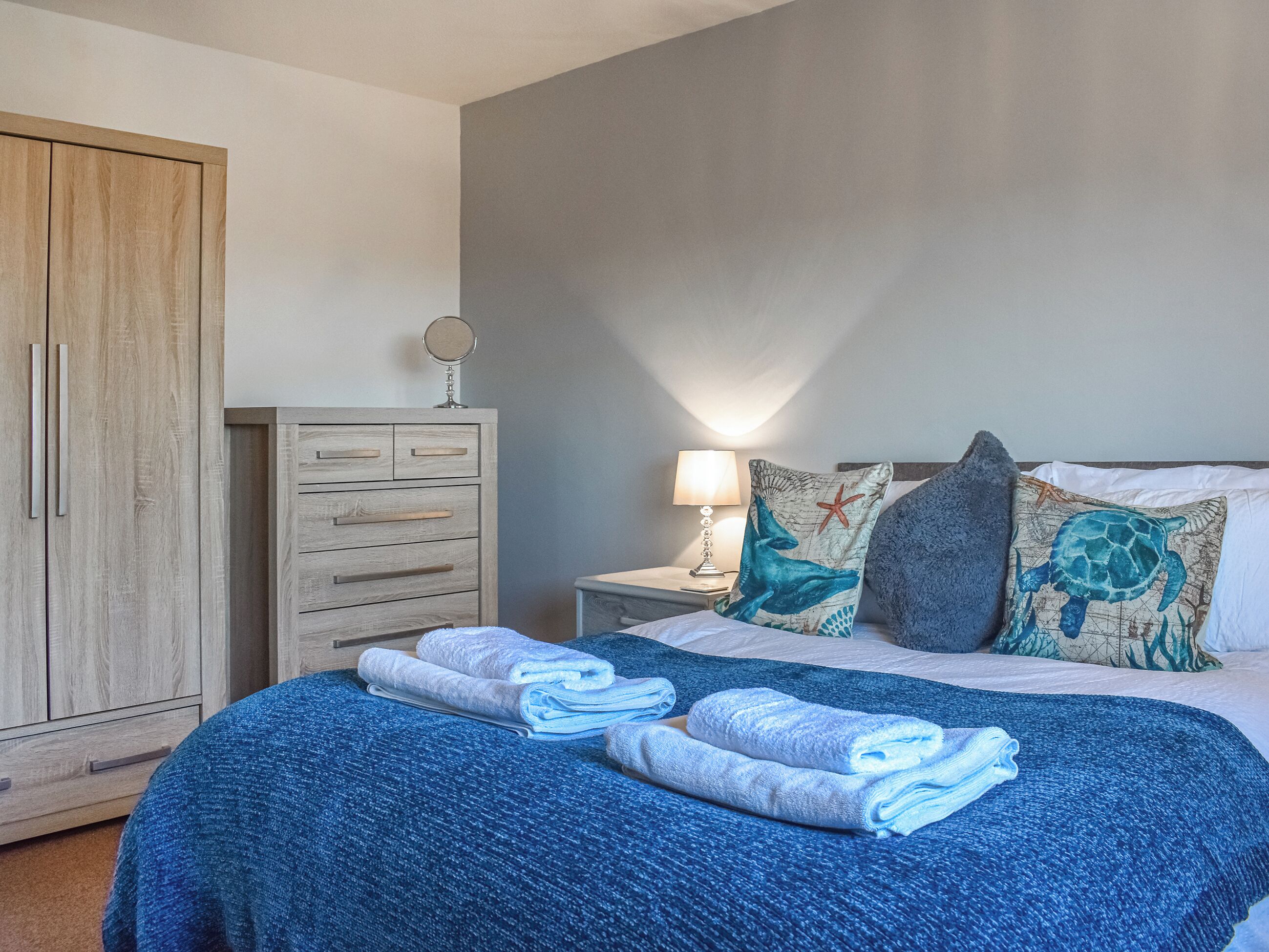 4 bedrooms, free WiFi, bed sheets