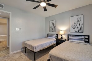 4 bedrooms, desk, iron/ironing board, travel cot