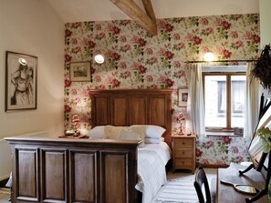 2 makuuhuonetta, ilmainen Wi-Fi, vuodevaatteet