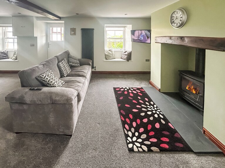 Attached Cottage Tucked Down A Pretty Lane Only A Short Drive From Pwllheli. - Llŷn Peninsula