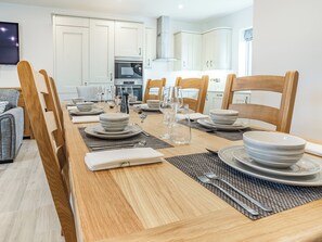 Dining - Copper Beech Cottage - UK35892 (Ludchurch, near Narberth)