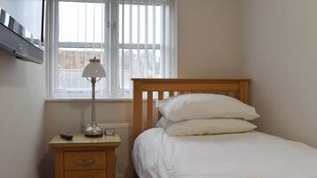 4 chambres, accès au Wi-Fi (inclus), literie fournie