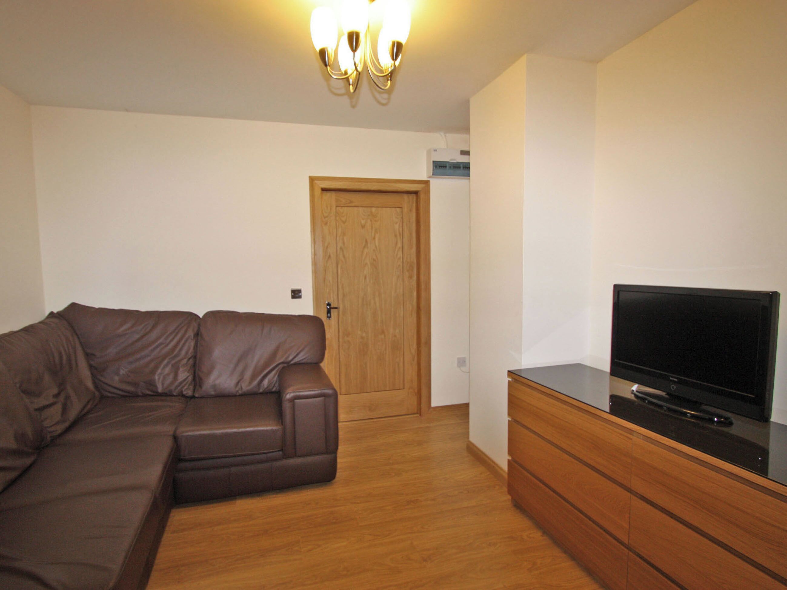 Springfield Court - Lakeside - Barry