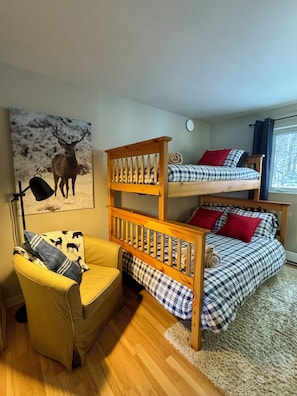 2 chambres, accès au Wi-Fi (inclus), literie fournie