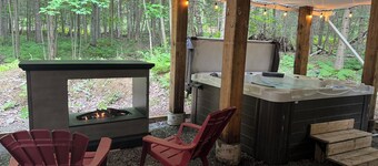 Le Refuge du Sous-Bois - Steps from Mont-Blanc w/ Hot Tub and Firepit