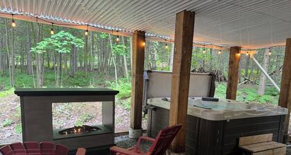 Le Refuge du Sous-Bois - Steps from Mont-Blanc w/ Hot Tub and Firepit