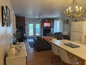 Smart TV, fireplace, video games